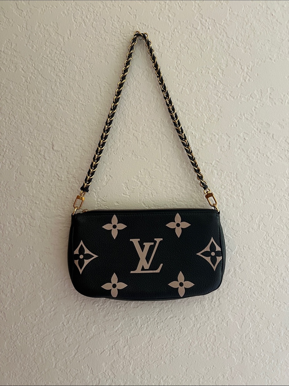 Louis Vuitton Black Shoulder Pouch with Beige Monogram